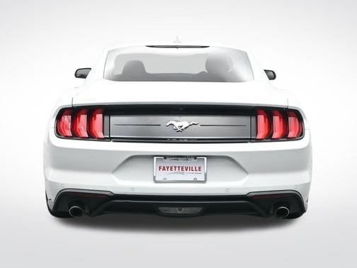 2021 Ford Mustang EcoBoost