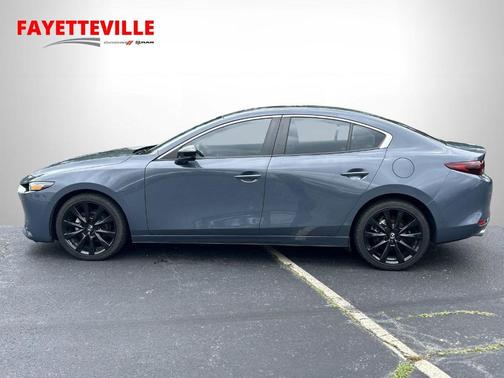 2023 Mazda Mazda3 2.5 S Carbon Edition