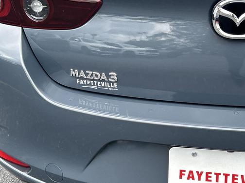 2023 Mazda Mazda3 2.5 S Carbon Edition