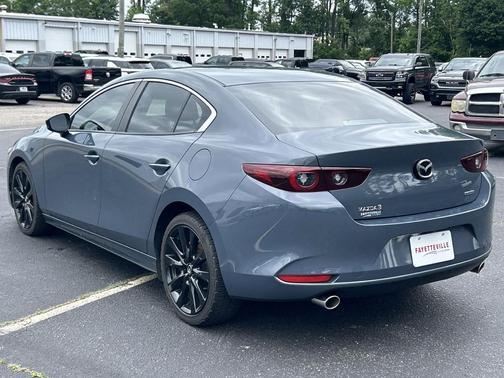 2023 Mazda Mazda3 2.5 S Carbon Edition