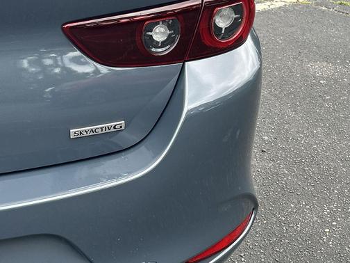 2023 Mazda Mazda3 2.5 S Carbon Edition