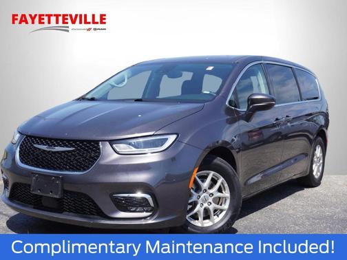 2023 Chrysler Pacifica Touring-L