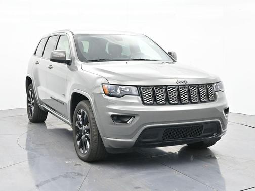 2022 Jeep Grand Cherokee WK Laredo