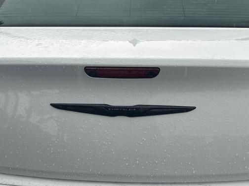 2022 Chrysler 300 Touring