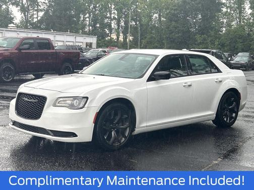 2022 Chrysler 300 Touring