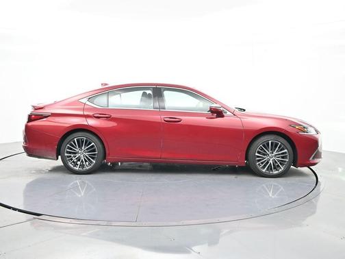 2022 Lexus ES 350 Base