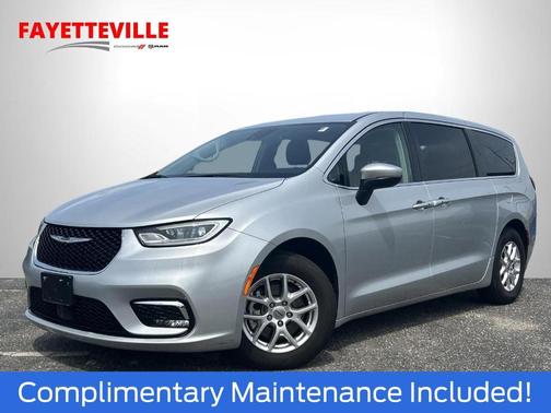 2023 Chrysler Pacifica Touring-L