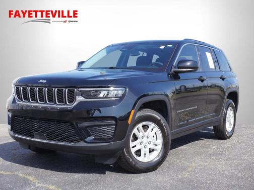 2023 Jeep Grand Cherokee Laredo