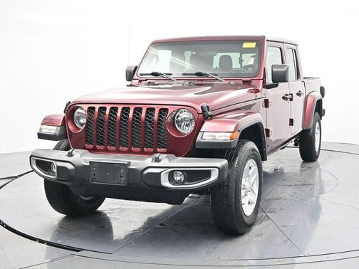 2022 Jeep Gladiator Sport