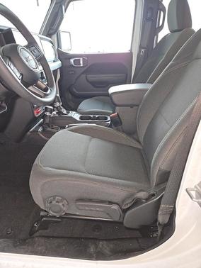 2025 Jeep Wrangler 4xe Sport