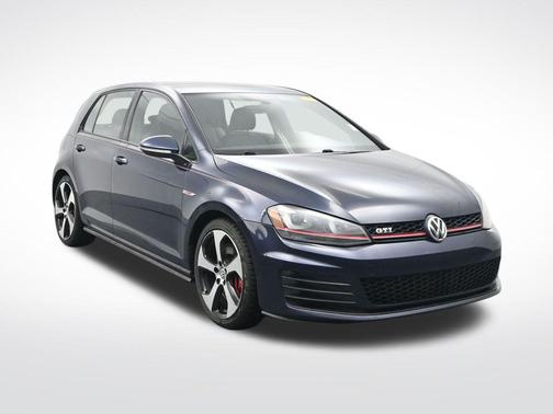 2017 Volkswagen Golf GTI SE 4-Door