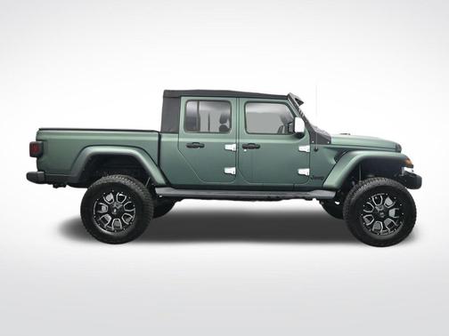 Bright White Clearcoat 2023 Jeep Gladiator Sport