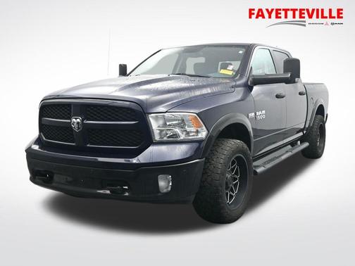 2018 RAM 1500 SLT