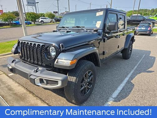 2022 Jeep Gladiator Sport