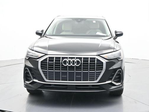 2022 Audi Q3 45 S line Premium