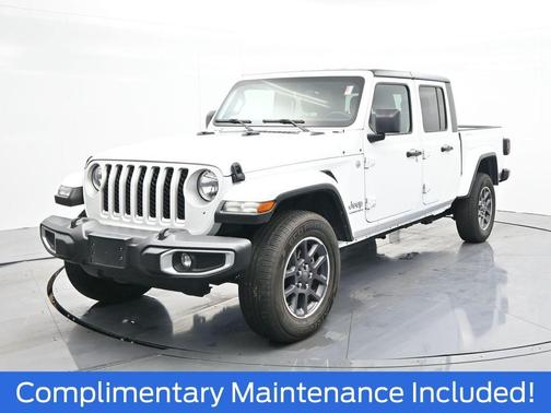 2023 Jeep Gladiator Overland