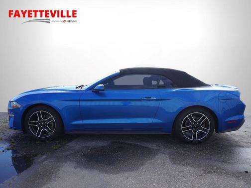 2021 Ford Mustang EcoBoost