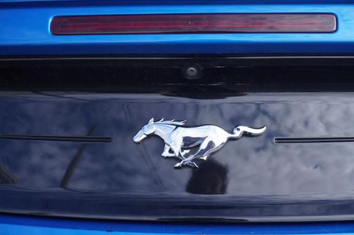 2021 Ford Mustang EcoBoost