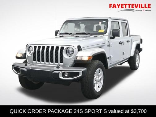 2023 Jeep Gladiator Sport