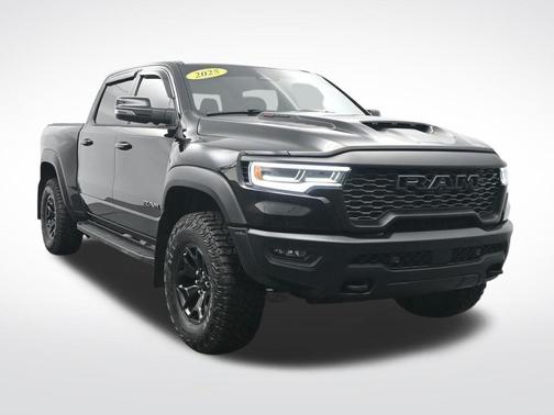 Diamond Black 2025 RAM 1500 RHO