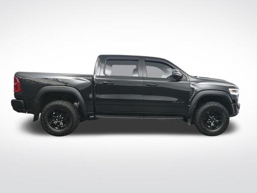 Diamond Black 2025 RAM 1500 RHO