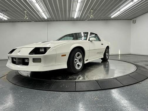 1990 Chevrolet Camaro IROC Z28 coupe