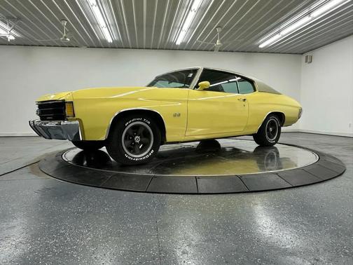 Yellow 1972 Chevrolet Chevelle SS