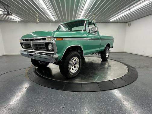 1977 Ford F-150 Base