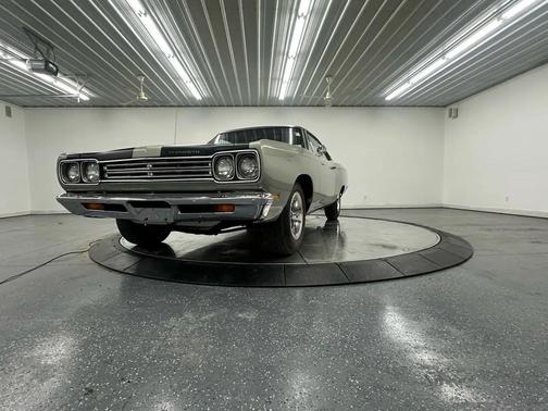 1969 Plymouth Roadrunner 