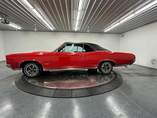 1966 Pontiac GTO 