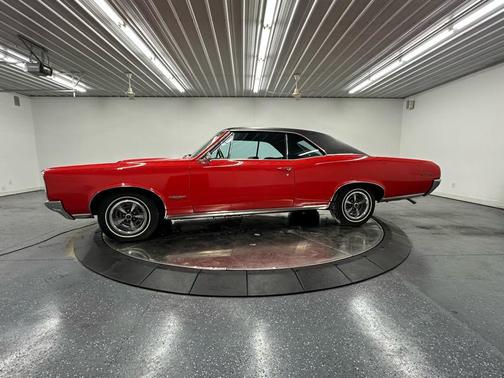1966 Pontiac GTO 