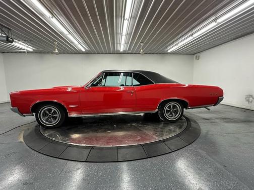 1966 Pontiac GTO 