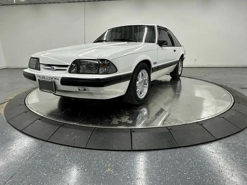 White 1987 Ford Mustang LX