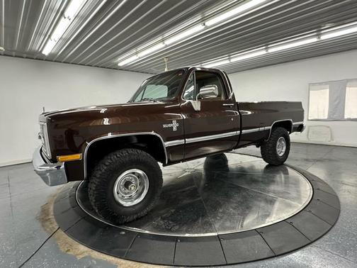 1985 Chevrolet Pickup Truck Base
