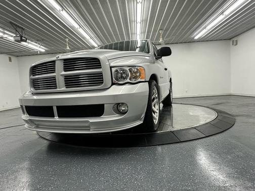 2004 Dodge Ram 1500 SRT-10 2WD