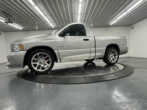 2004 Dodge Ram 1500 SRT-10 2WD