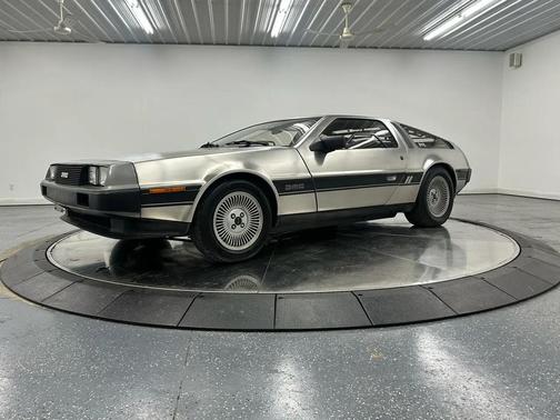 1981 Delorean DMC-12 -