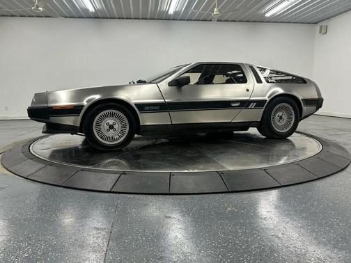 1981 Delorean DMC-12 -
