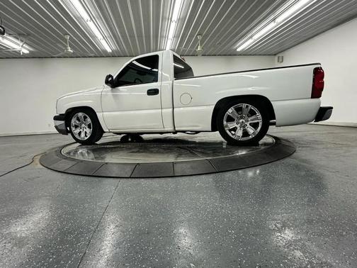 2003 Chevrolet Silverado 1500 Work Truck