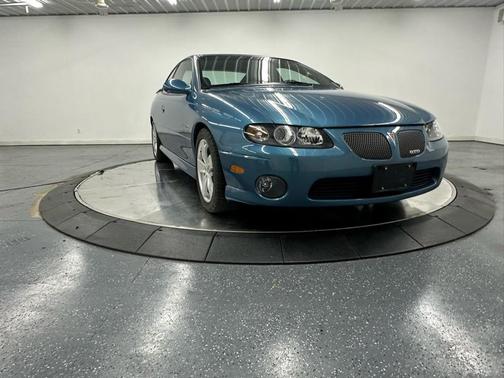 2004 Pontiac GTO Coupe