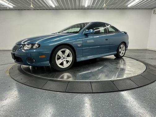 2004 Pontiac GTO Coupe