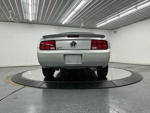 Silver 2009 Ford Mustang Base