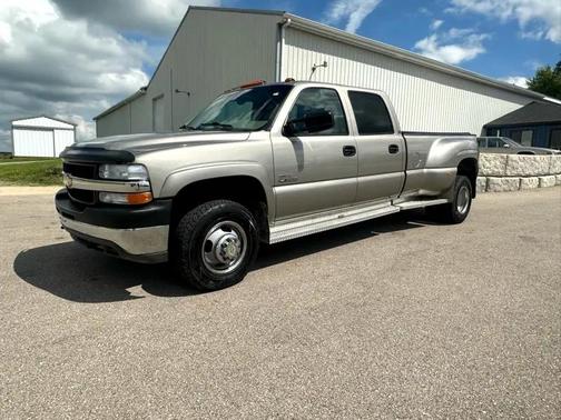 2001 Chevrolet Silverado 3500 LS Crew Cab