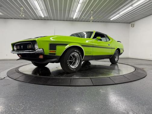 Green 1971 Ford Mustang Base