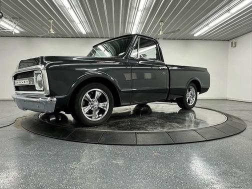 1969 Chevrolet C10/K10 Base