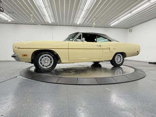 Tan 1970 Plymouth Roadrunner Coupe
