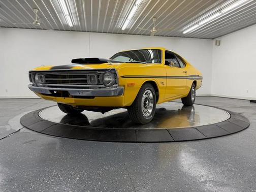 Yellow 1972 Dodge Dart