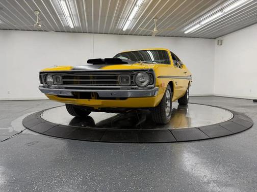 Yellow 1972 Dodge Dart