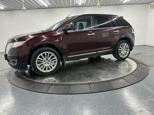 2011 Lincoln MKX Base