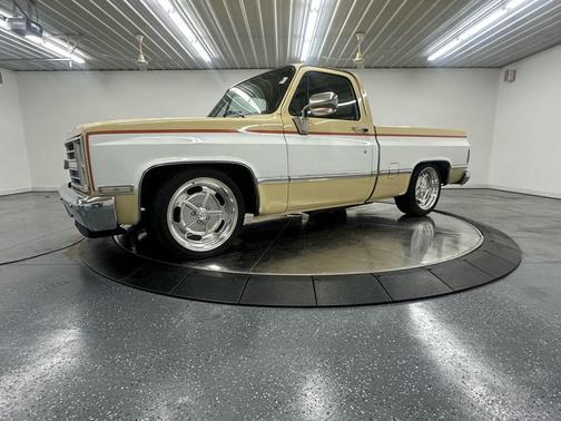 1985 Chevrolet Pickup Truck Base